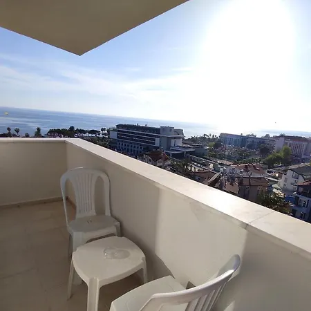 Sun Hill Отель 4*